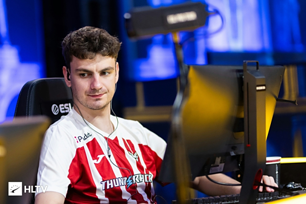 CS2 在2024年成为总收入的领导者之一